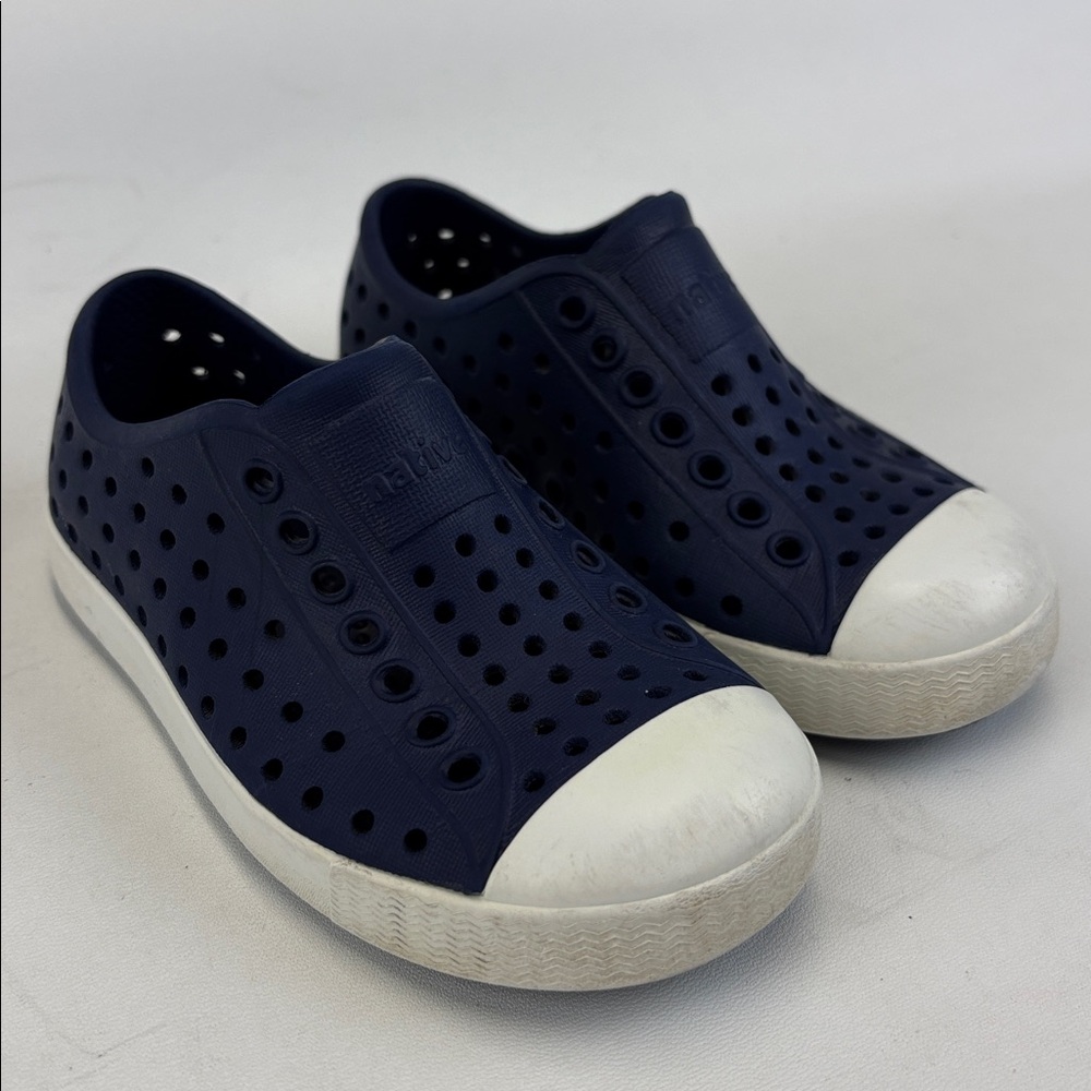 NATIVE Jefferson Waterproof Navy Blue SlipOn Shoes Size C8